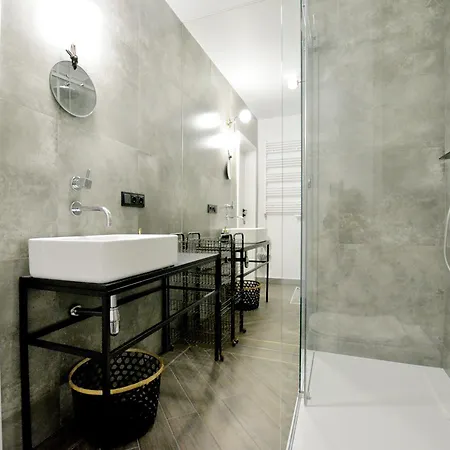 Boutique 3 Pokojowy Z Garazem -wyspa Solna Apartment